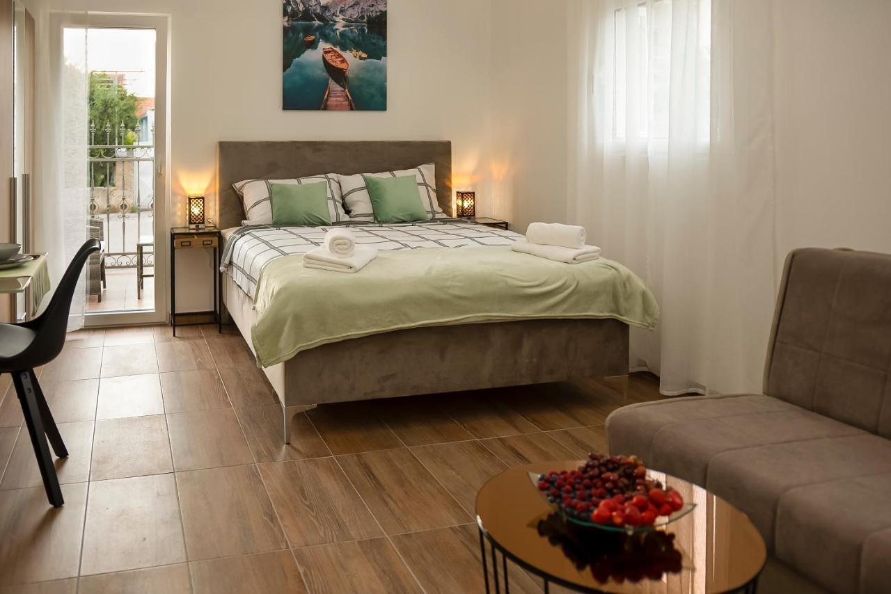 Apartments4You Vodice Eksteriør billede