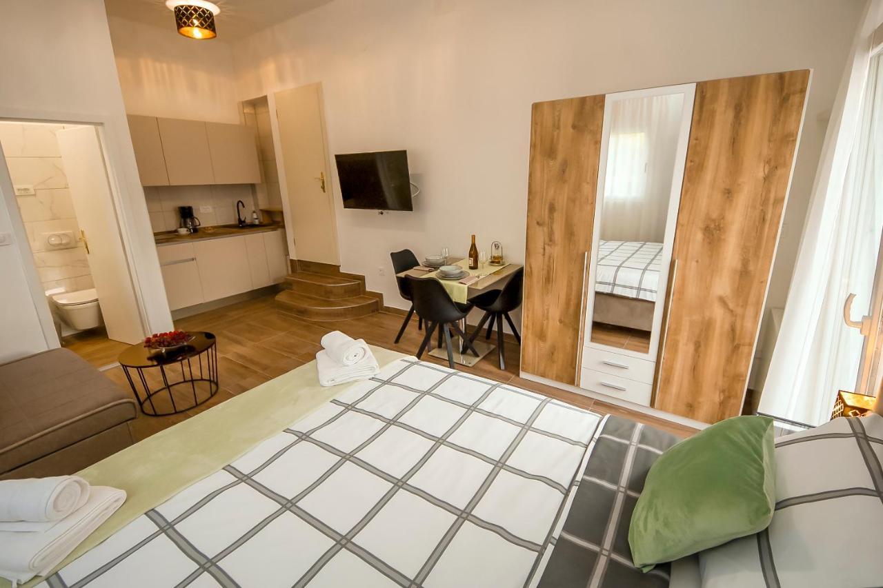 Apartments4You Vodice Eksteriør billede