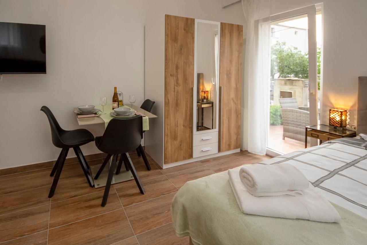Apartments4You Vodice Eksteriør billede